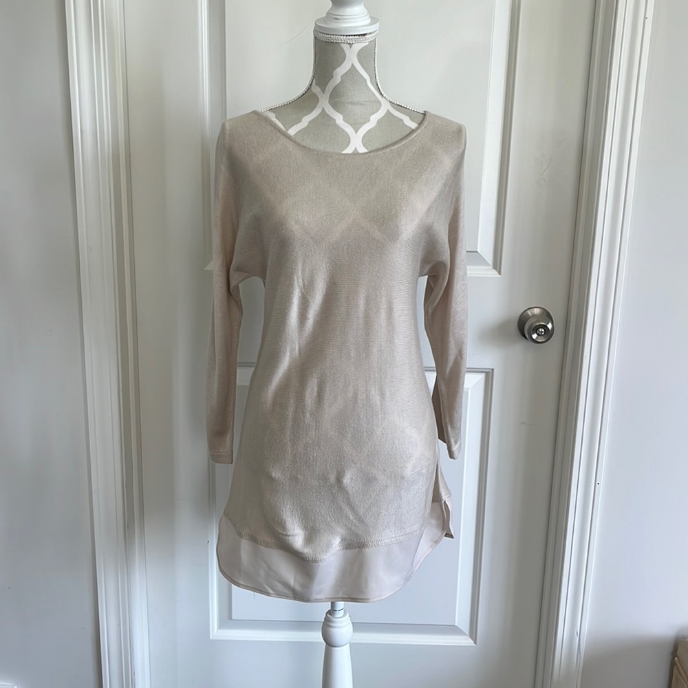Van Heusen lightweight tan sweater size small